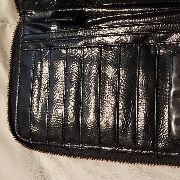 Victoria's Secret card case - Picture 3 of 5